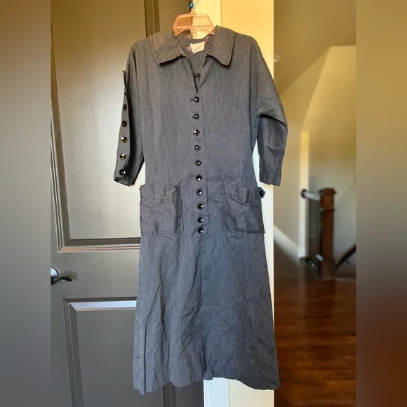 𝓡𝓪𝓻𝓮 Vintage 1940’s Women’s Worker Dress - Picture 1 of 10
